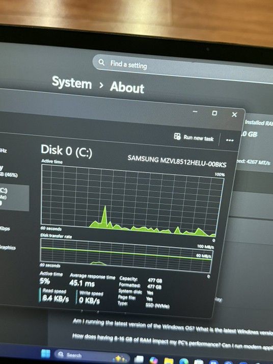 Samsung Galaxy Book 5 - Core 7 Processor 1 Month Old Like NEW