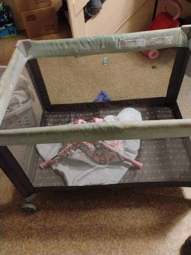 Baby Play Pen And Full Size Bed Frame 
