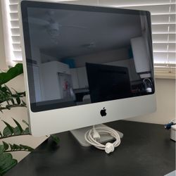 iMac 24” Mid 2007. W/ 6gb RAM. Does Not Work. Parts Only.