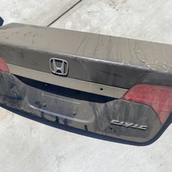 06-11 HONDA CIVIC SEDAN OEM TRUNK $150