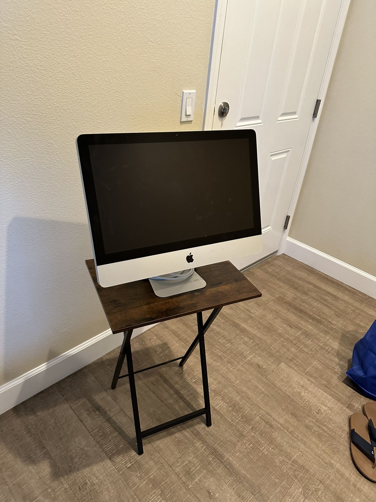 Apple Monitor