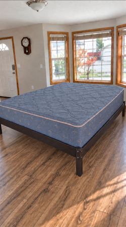 Newer California King Tommie Copper Znergy 11" Hybrid Mattress and Platform Bed Frame