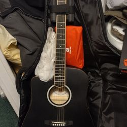 Left Handed. Acoustic Electric Full Body Black Guitar With Accessories Pouch