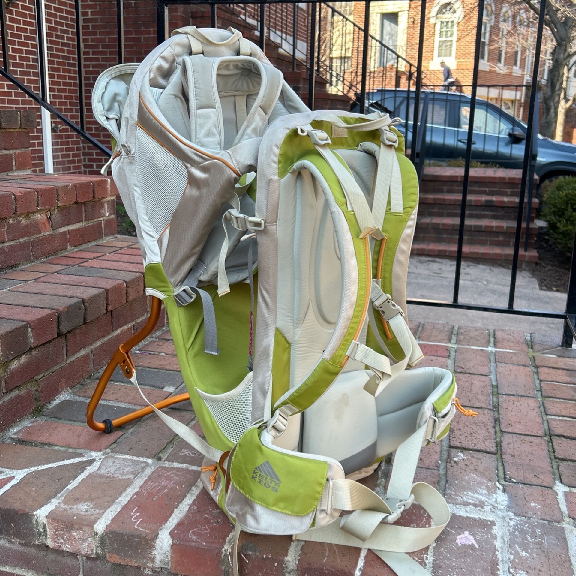 Hiking Baby carrier 