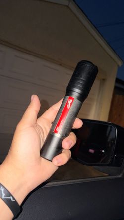 Milwaukee 2000 Lumens Flashlight