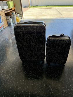 American Tourist Mickey Mouse Luggsge