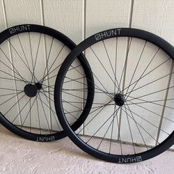 NEW Hunt 35 Carbon Wheelset