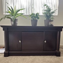 Heavy Duty Wood Tv stand 