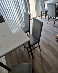 Marble Table Brand New 5 Chairs 