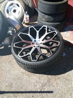 28" 6 lugs rims and tires3142958046