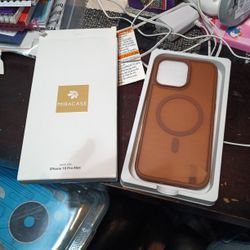 iPhone 16 Pro Max Phone Case And Screen Protectors 