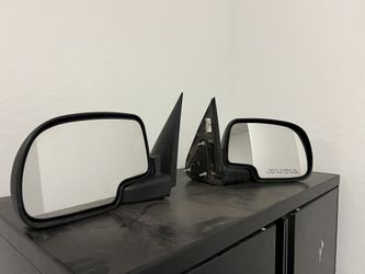 2005 Chevy Silverado Mirrors