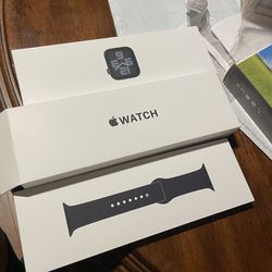 Apple Watch SE (Gen 2) 44m Midnight