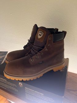 Red Wing Irish Setter Steel Toe 11.5 boots BRAND NEW
