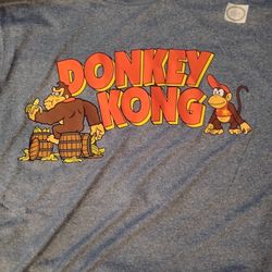 Donkey Kong T-shirt...Size 2XL