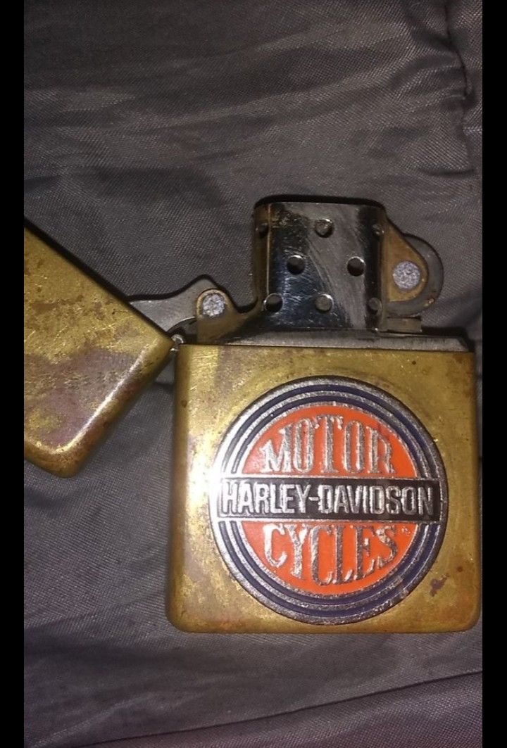 Vintage Harley Davidson Zippo Lighter