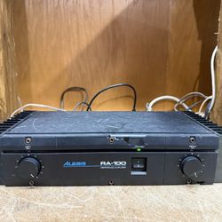 Alesis RA-100 Rack mounted Amplifier