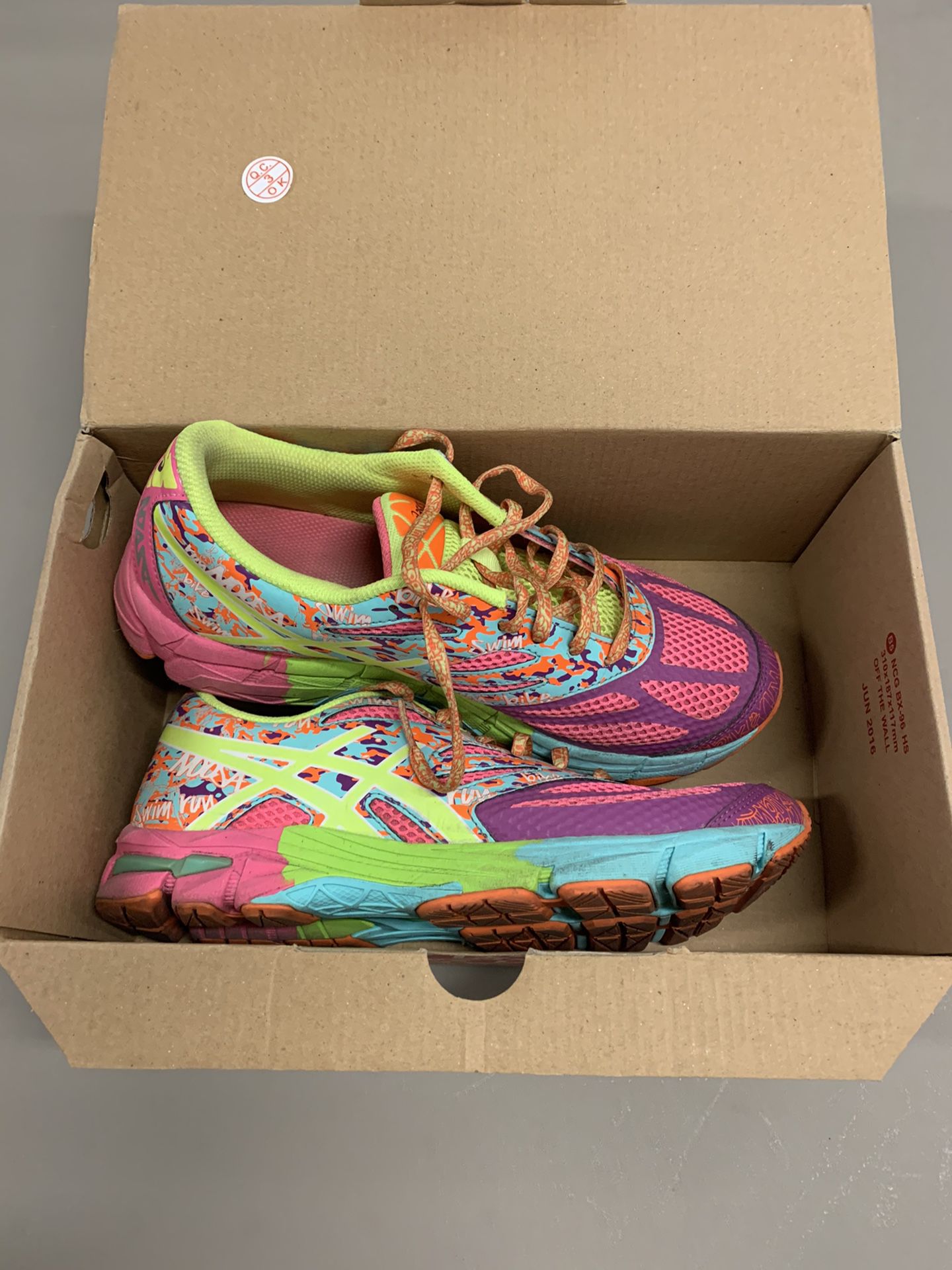 Vintage ASICS Gel-Noosa Rainbow Fluo Neon Trainers Women's Sneakers Running Shoes