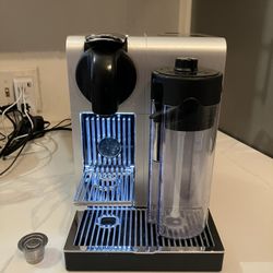 Nespresso Delanghi Expresso Coffee Maker