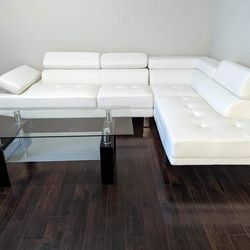 New White Sectional Couch ! Free Delivery 🚚 ! Financing Available  !!