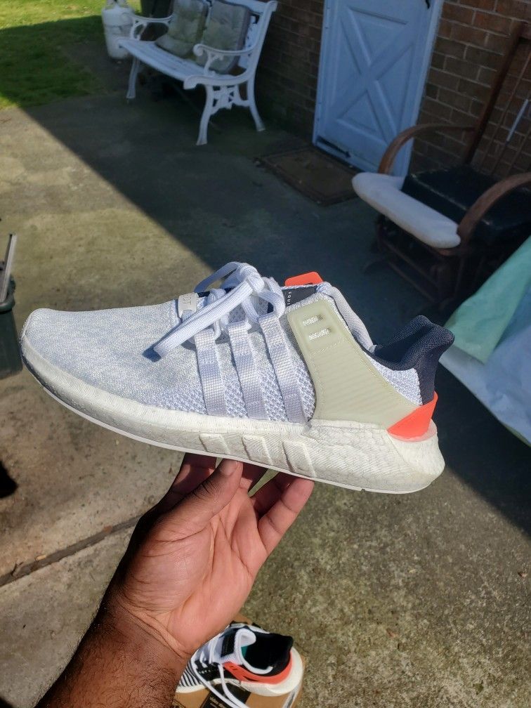 Sz. 10.5 adidas eqt support 93/17 boost white turbo red