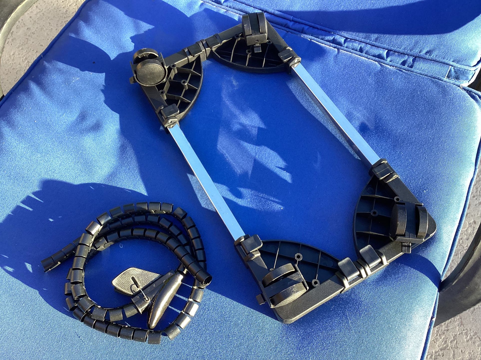 Computer tower Dolly On Wheels NEW