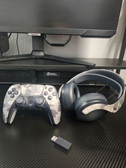 Playstation 5 headset and controller