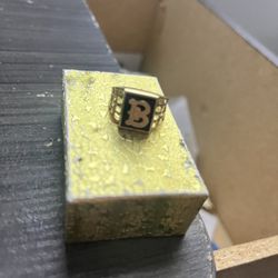 Real 10K Gold Ring 5 Grams Size 8