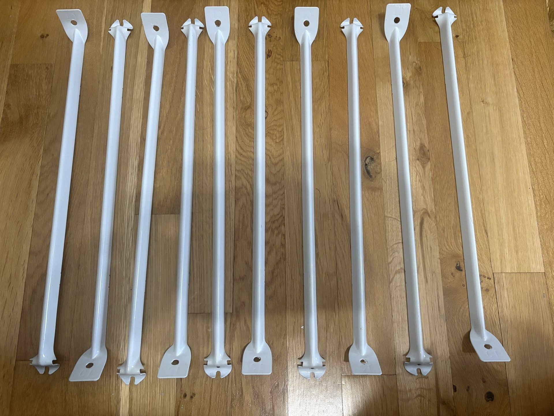 10pcs. Metal Shelving Brackets for 16" (40 cms)Deep Wire Shelves White Support in Miami.