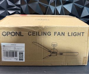 52 inch Ceiling fan with Light and Remote Control -NEW (3496/16)