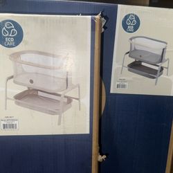 New! Maxi-Cosi Iora Bassinet - Classic graphite / Classic Oat