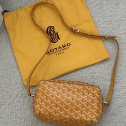 Goyard Goyardine Sac Cap Vert Crossbody Bag