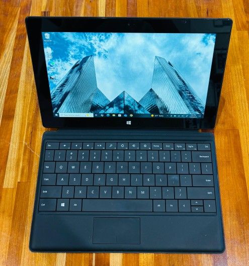 Microsoft Surface Pro 2 Core i5 4GB 120GB SSD Windows 10 PRO