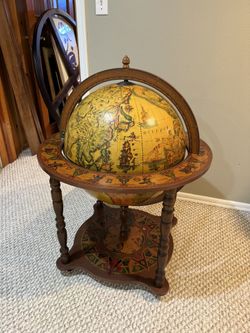 Vintage Italian Globe Bar