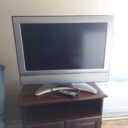 Sharp 32" HDTV with remote