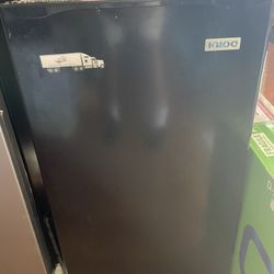 Small Refrigerator Marca Igloo
