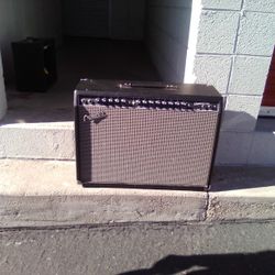 Fender Champion 100 Amplifier 