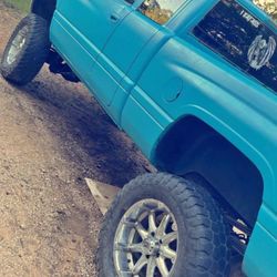 2001 2nd Gen Dodge 
