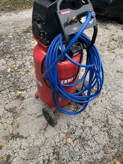 Craftsman Air Compressor Works Great !!! Need It Gone ASAP!! Throw Me Offers!!!! Or Best Offer !
