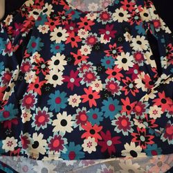 Lularoe Lynnae Top Size Medium