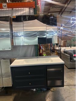 On Sale!! Inbox Combo 40" Floating Wooden Vanity, Medicine Cabinet & Sink