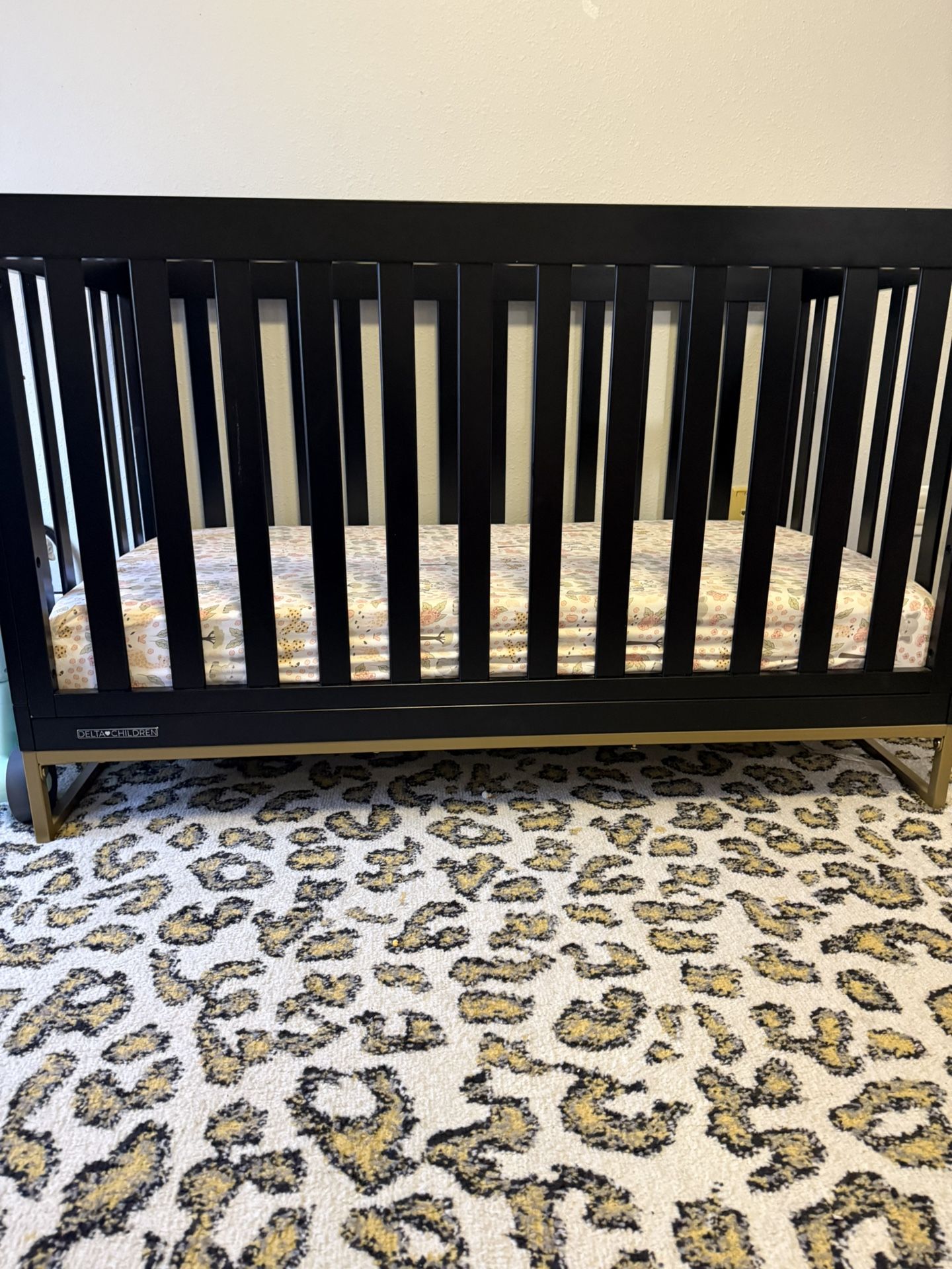 Baby Crib With Mattress