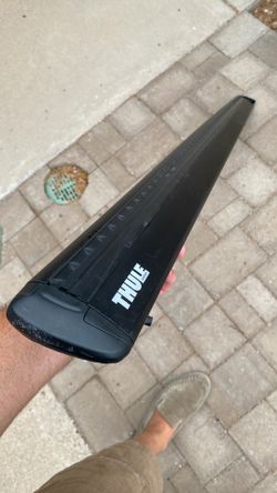 Thule 55” Cross Bars and Brackets
