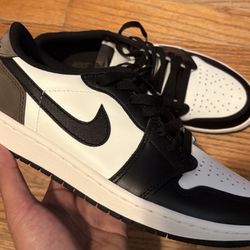 Jordan 1 Low Mocha 