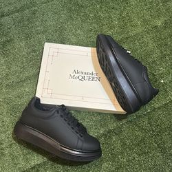 Alexander McQueen Black