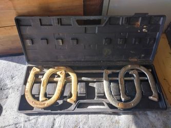 Horseshoe Set