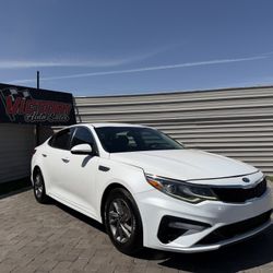 2020 KIA Optima