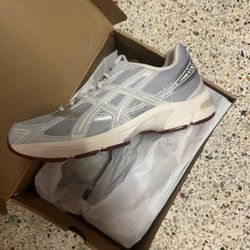 ASICS Gel-1130 Sizes 6W & 10W  BRAND NEW $120⬇️