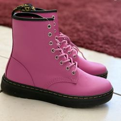 Dr. Martens Zavala Boots – Size 9 US Women