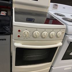 24” Glasstop Stove